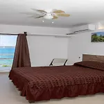 Delia\'S House